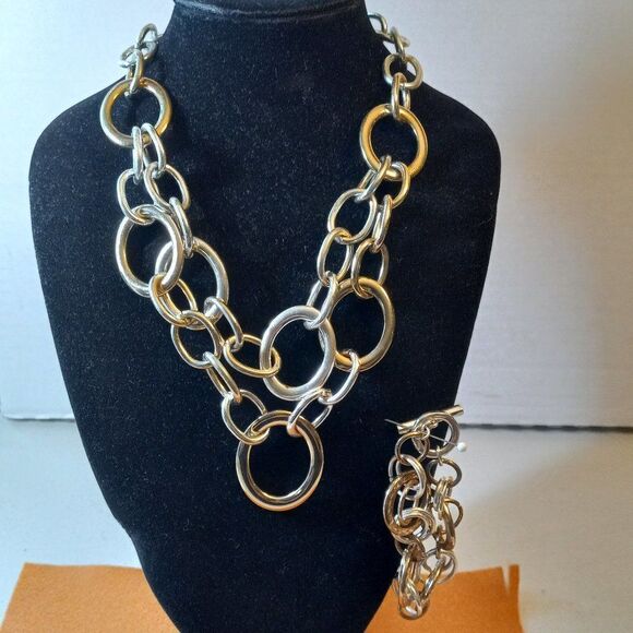 Circles of Gold and Silver Tone Metal Necklace and Bracelet - Picture 1 of 11